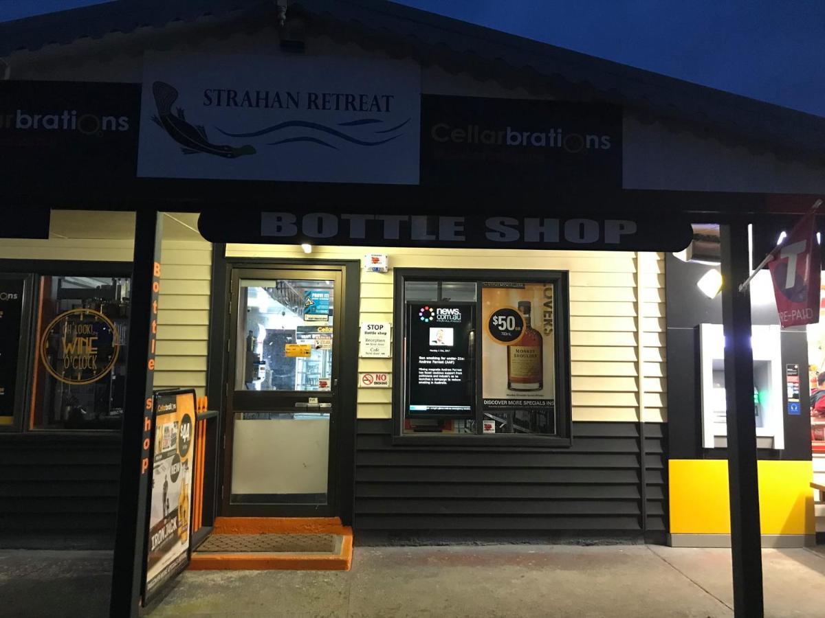 Strahan Retreat Holiday Park 外观 照片