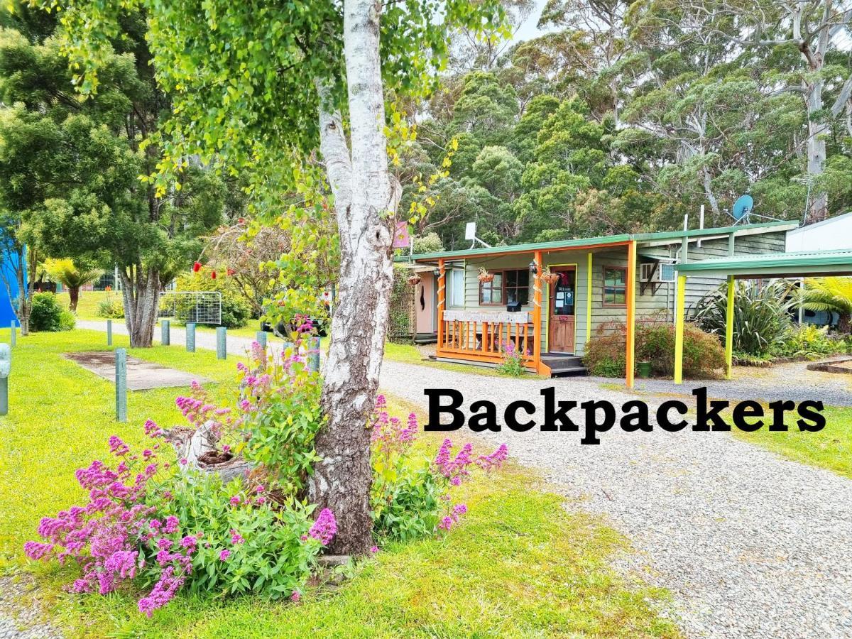 Strahan Retreat Holiday Park 外观 照片