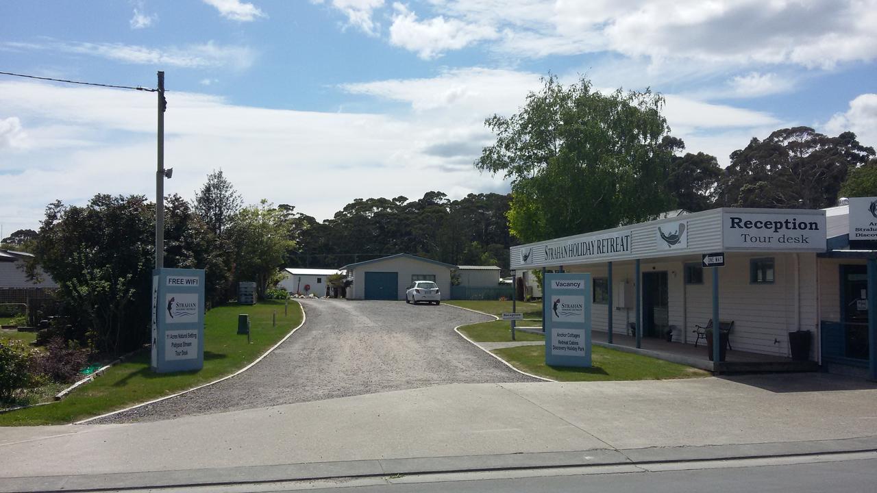 Strahan Retreat Holiday Park 外观 照片