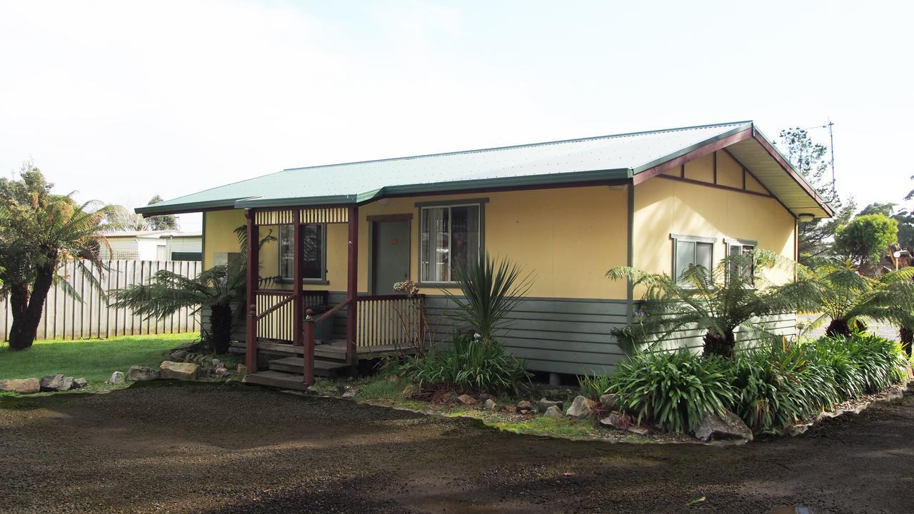 Strahan Retreat Holiday Park 外观 照片