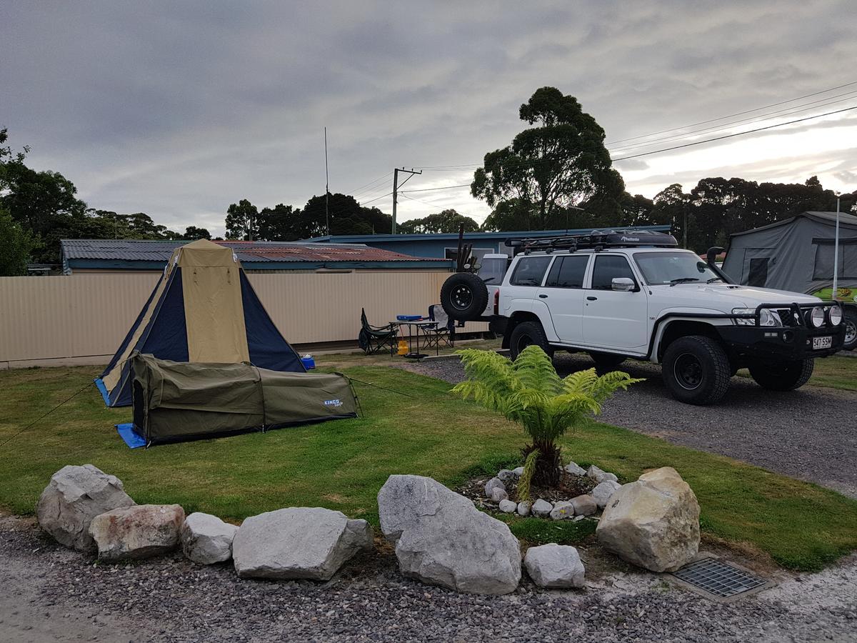 Strahan Retreat Holiday Park 外观 照片